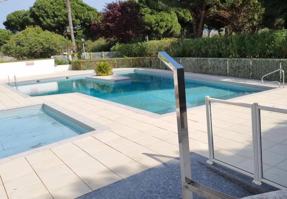 Superbe T2 Tout Confort 3 Etoiles, Entierement Renove Avec Piscine, Parking, Clim, Wifi, Netflix La Grande-Motte Eksteriør bilde